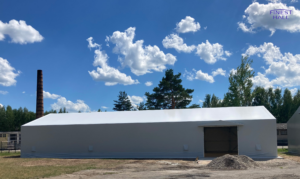 Finest-Hall Factory OÜ toodetud ja paigaldatud PVC hall mõõtudega 15x32m, kõrgusega 4,2 meetrit Valio Eesti OÜ-le.