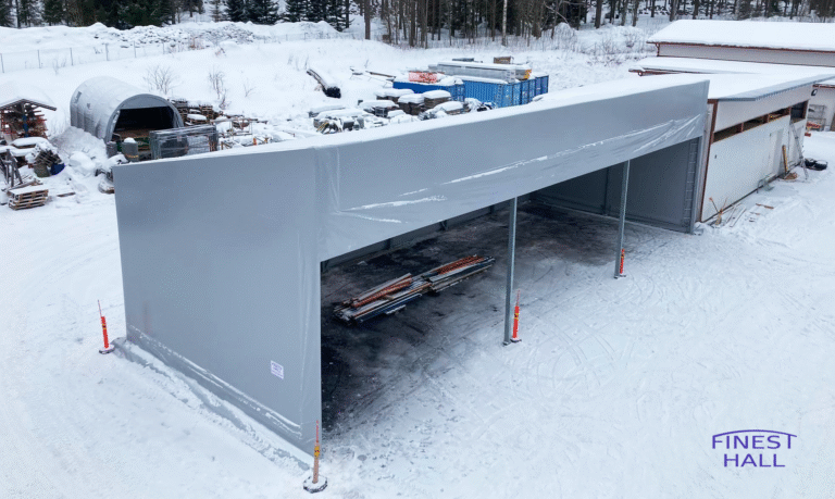 Finest-Hall Factory OÜ toodetud ja paigaldatud varikatus mõõtudega 8x21m, kõrgusega 6,8/5 meetrit SSP Group Oy-le.