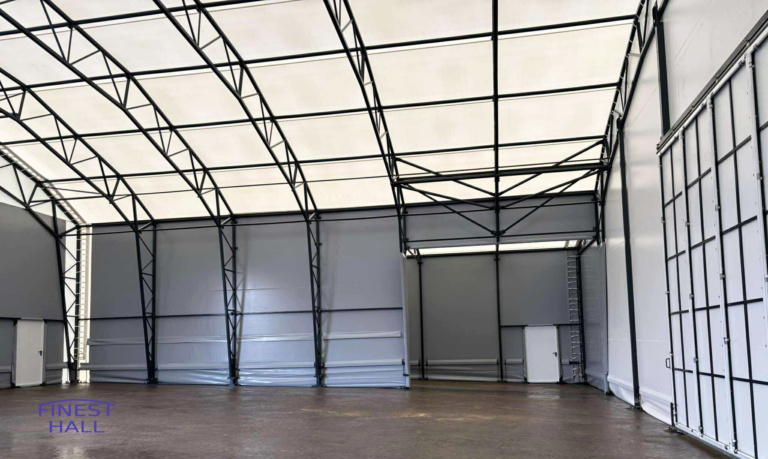 Finest-Hall Factory OÜ toodetud ja paigaldatud PVC hall mõõtudega 20x36m, kõrgusega 5,6 meetrit + varikatus mõõtudega 4x12m, kõrgusega 4 meetrit Soilfood Oy-le.