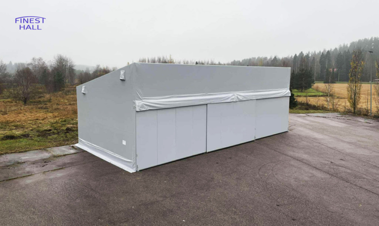 Finest-Hall Factory OÜ toodetud ja paigaldatud varikatus mõõtudega 10x21m, kõrgusega 7,5 meetrit Kiinteistö Oy-le.