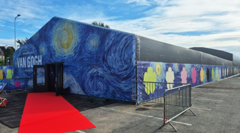 Finest-Hall Factory OÜ toodetud ja paigaldatud PVC hall mõõtudega 13,5x12,6m, kõrgusega 5,5meetrit PoCo Experience OÜ-le.