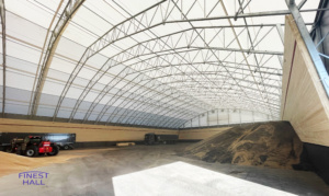 Finest-Hall Factory OÜ toodetud ja paigaldatud PVC hall mõõtudega 40x100m, kõrgusega 7 meetrit Scandagra UAB-le