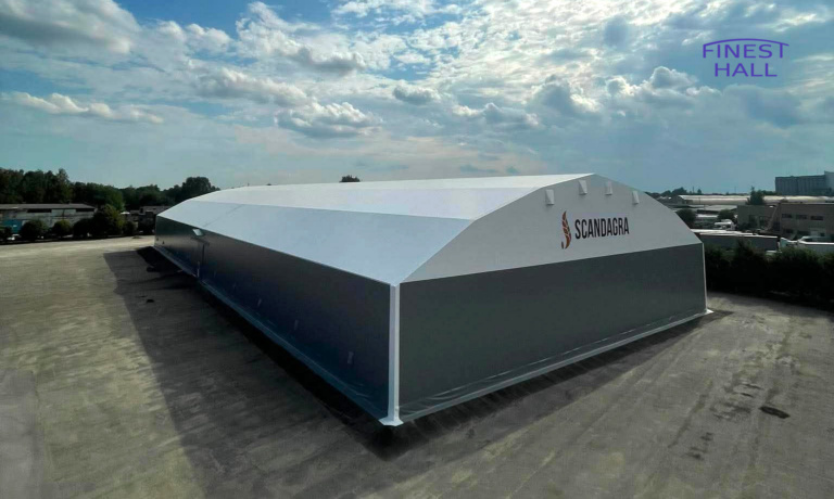 Finest-Hall Factory OÜ toodetud ja paigaldatud PVC hall mõõtudega 40x100m, kõrgusega 7 meetrit Scandagra UAB-le
